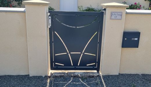 Portillon en aluminium à Berchères les Pierres (28)